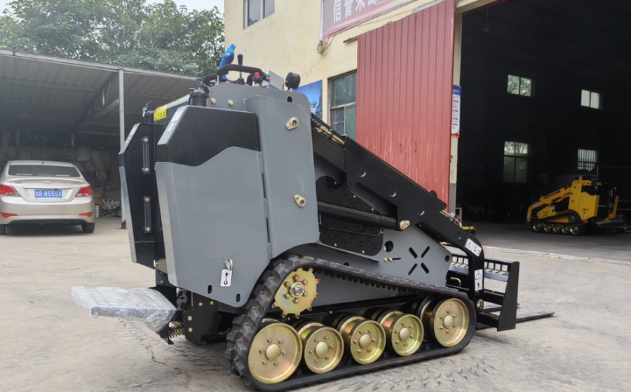 new design of mini tracked skid steer loader HJ648